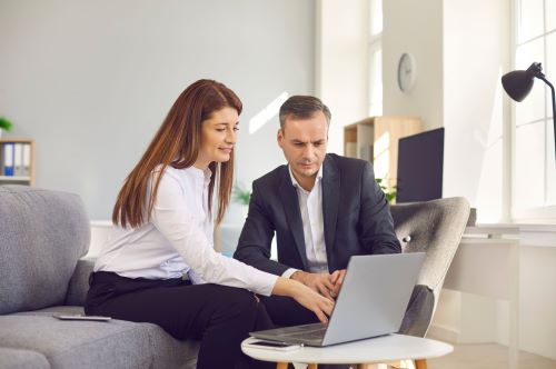 Startup Beratung & AVGS Gründercoaching - STARTUP PROFI Startup Beratung,Gründercoaching,Startup gründen,Aktivierungsgutschein,AVGS Gründercoaching STARTUP PROFI
